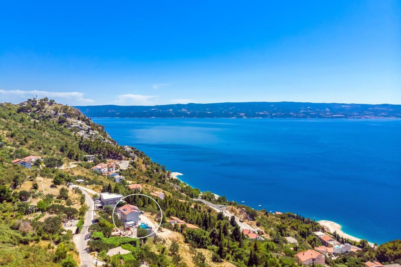 Villa Belvedere With Heated Pool, Billiards, Media Room, Sea Views,10 Pax أوميس المظهر الخارجي الصورة